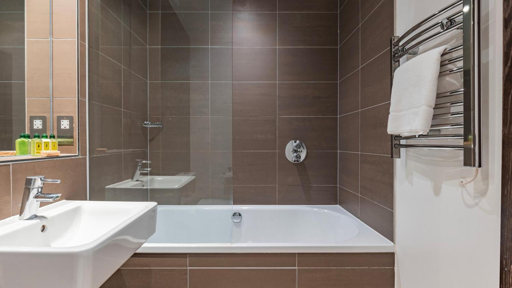 Cannon Street Serviced Apartments By Lovelystay Londres Exterior foto