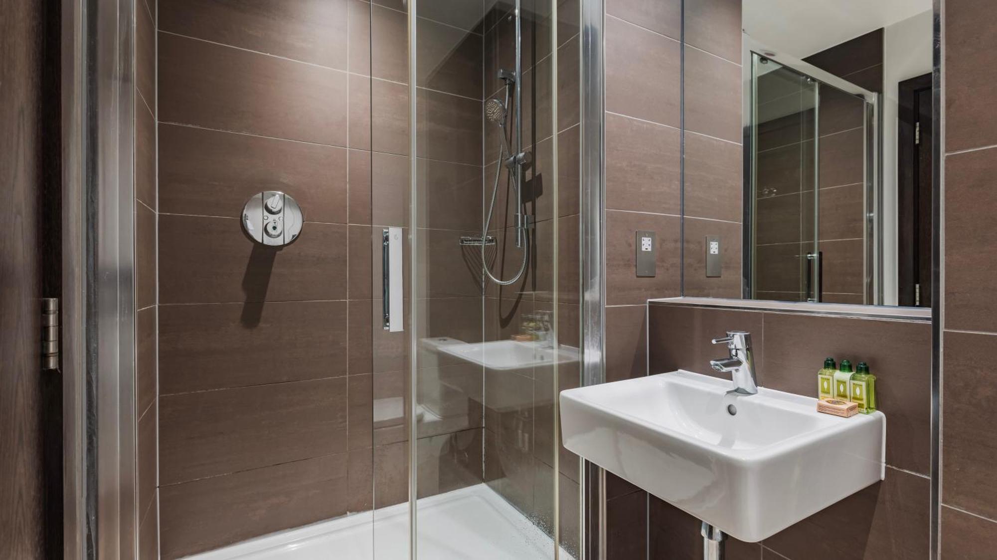 Cannon Street Serviced Apartments By Lovelystay Londres Exterior foto